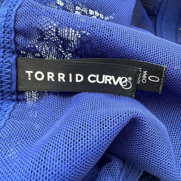 Torrid Royal Blue Curve Lace Bralette Women’s Size 0 - Picture 4 of 5